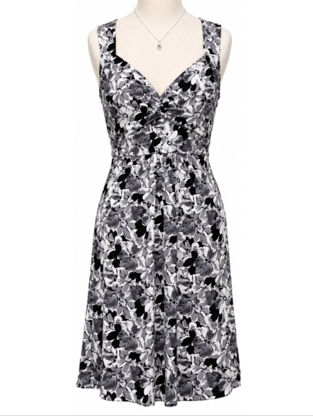 Ann Taylor LOFT Size 6 Floral Ruched V-Neck Sleeveless Fit & Flare Dress